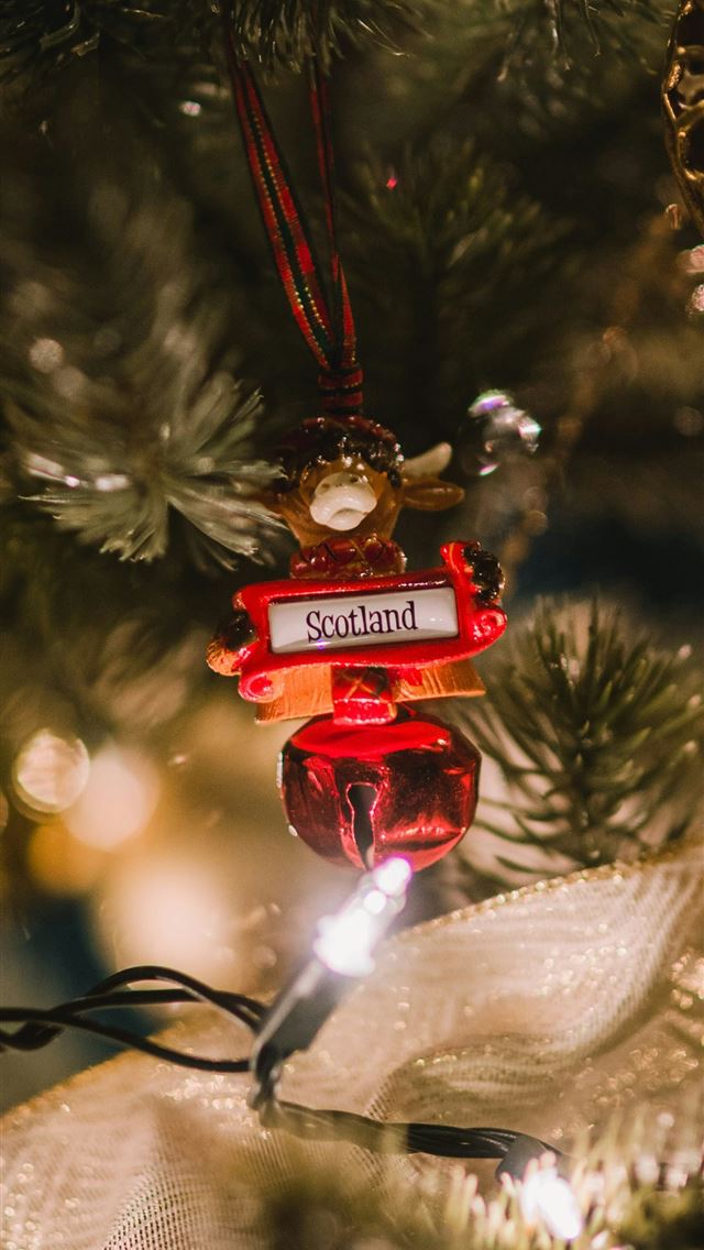 1290x2796 red christmas bauble - tree iPhone Wallpaper