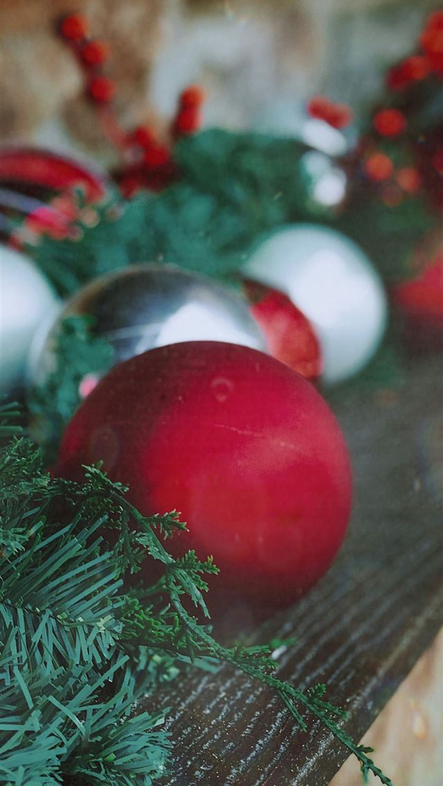 1290x2796 red white and silver baubles - silver iPhone Wallpaper