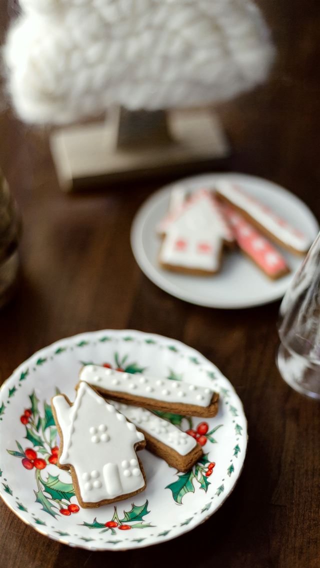 1290x2796 white and red floral ceramic plate with stainless ... - grey iPhone Wallpaper