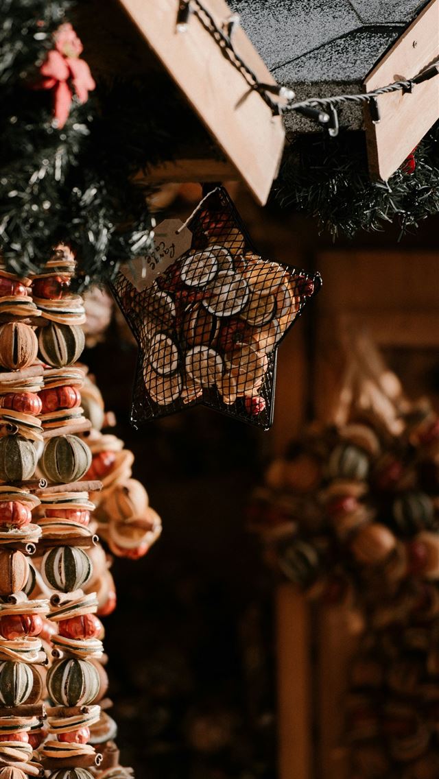 1290x2796 beaded bracelets - christmas iPhone Wallpaper
