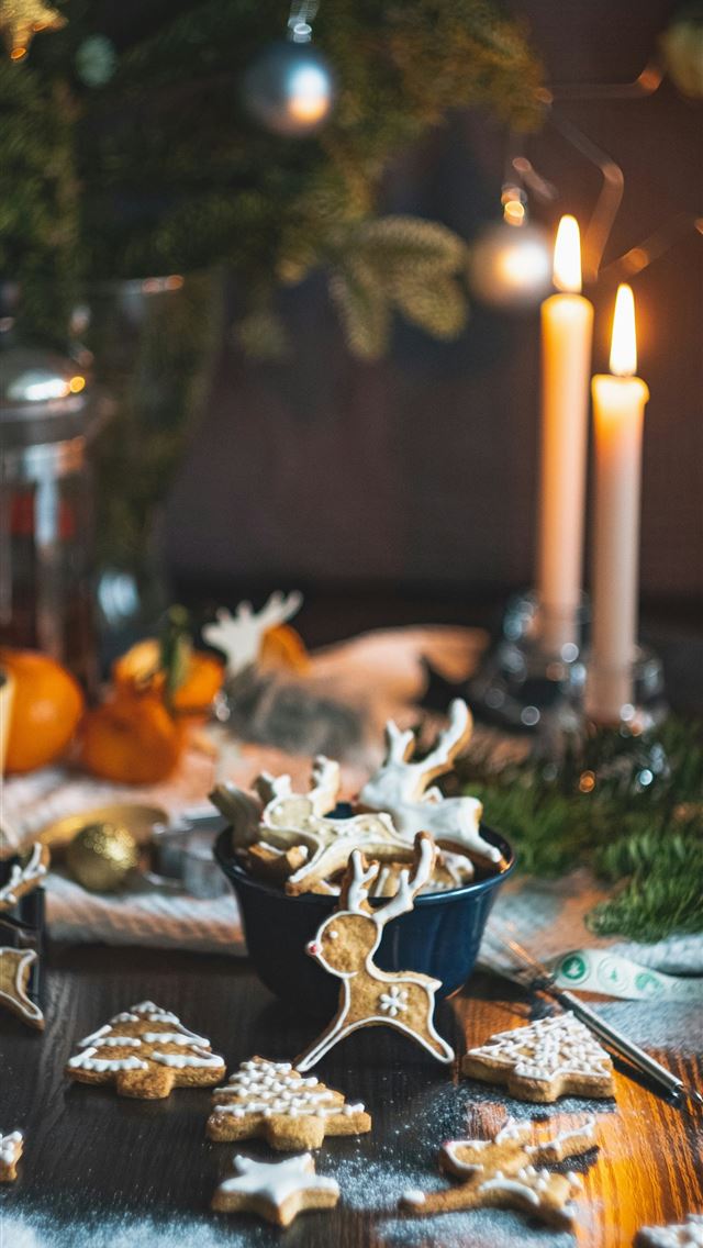 1290x2796 christmas cookies - deer iPhone Wallpaper
