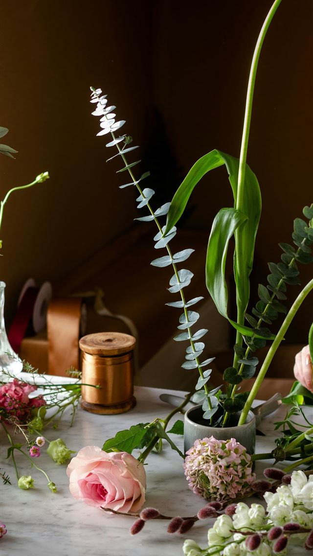 1290x2796 pink roses and white babys breath flowers -  iPhone Wallpaper