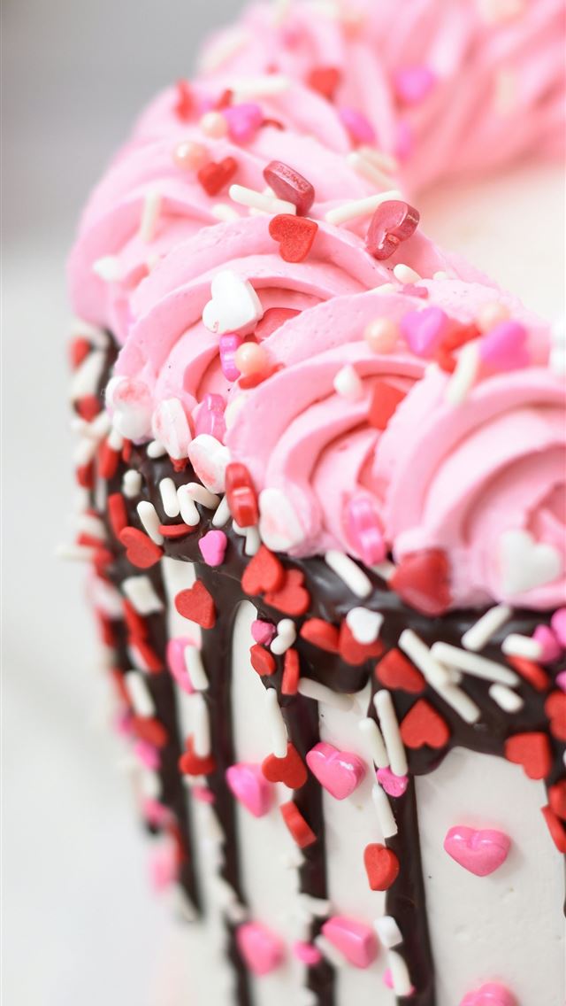 1290x2796 V Day Cake - valentine's day iPhone Wallpaper