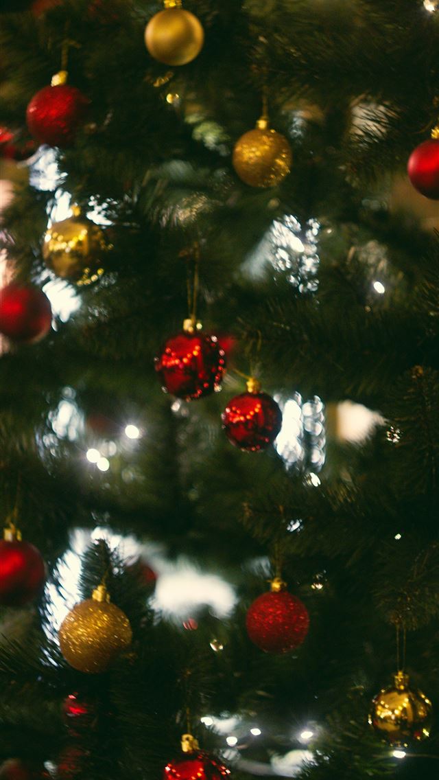 1290x2796 red and yellow christmas baubles close up photogra... -  iPhone Wallpaper