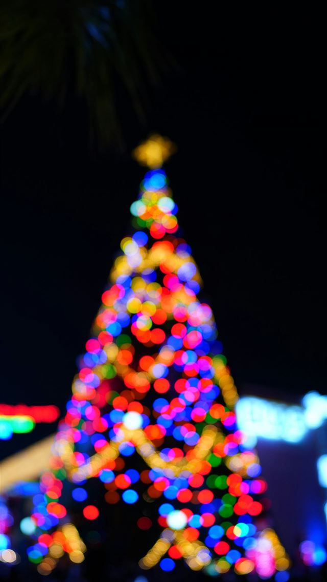 1290x2796 bokeh photography of Christmas tree with string li... -  iPhone Wallpaper