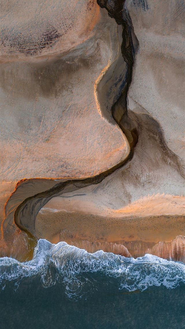 1290x2796 An aerial view of a body of water -  iPhone Wallpaper