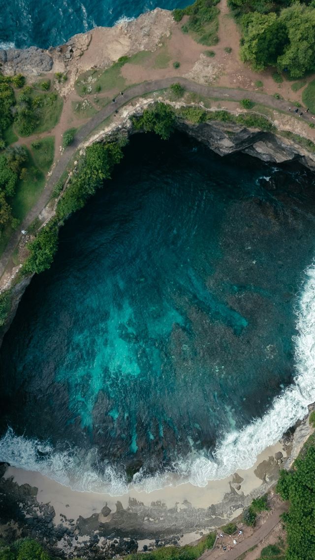 1290x2796 An aerial view of a large body of water -  iPhone Wallpaper