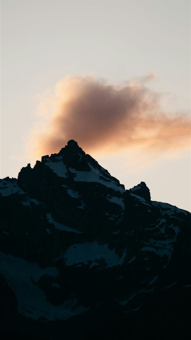640x1136 Mountain peaks with a cloud at dusk  -  iPhone Wallpaper
