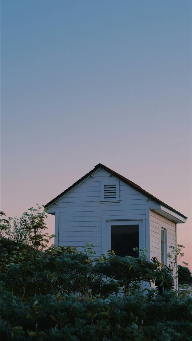 1290x2796 A white house sitting on top of a lush green hills... -  iPhone Wallpaper