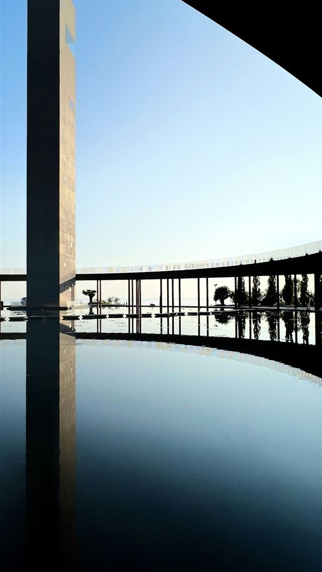 1290x2796 A view of the washington monument from the reflect... -  iPhone Wallpaper
