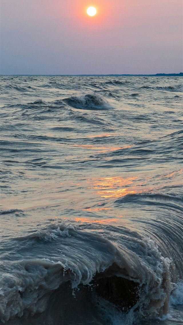 1290x2796 ocean waves crashing on shore during sunset -  iPhone Wallpaper