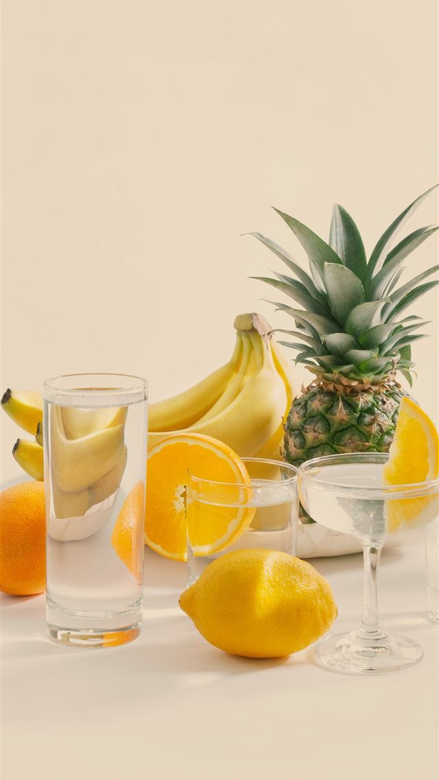 1290x2796 sliced lemon and clear drinking glass with sliced ... -  iPhone Wallpaper