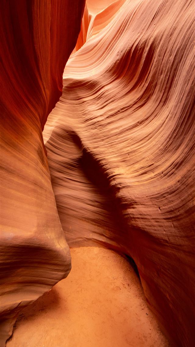 640x1136 a narrow slot in the side of a canyon -  iPhone Wallpaper