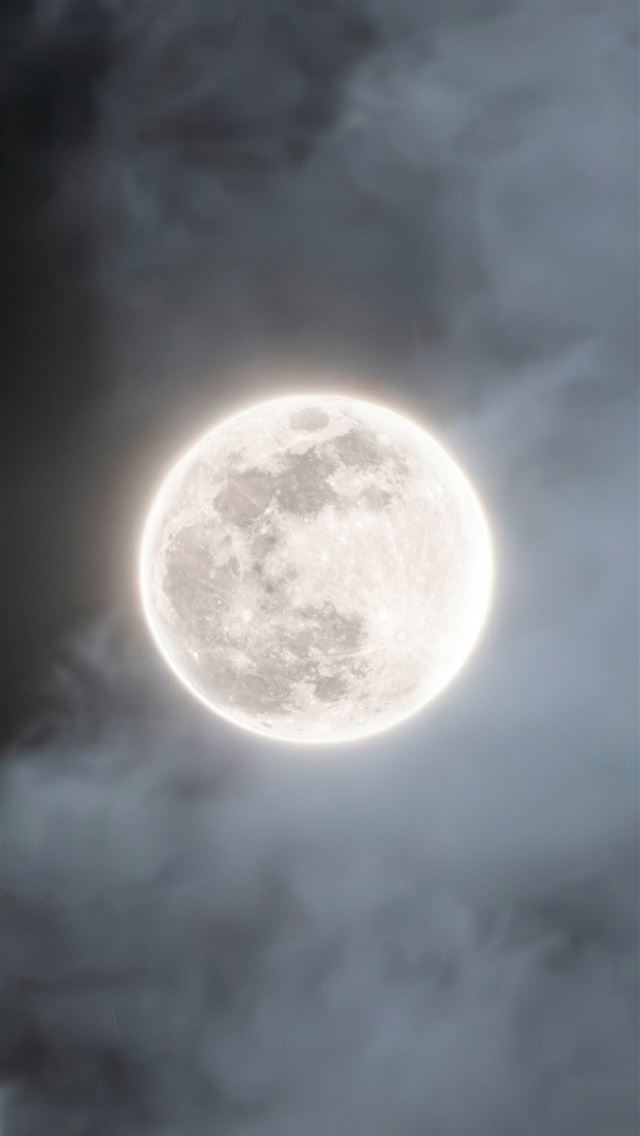 1290x2796 a full moon is seen through the clouds - night iPhone Wallpaper