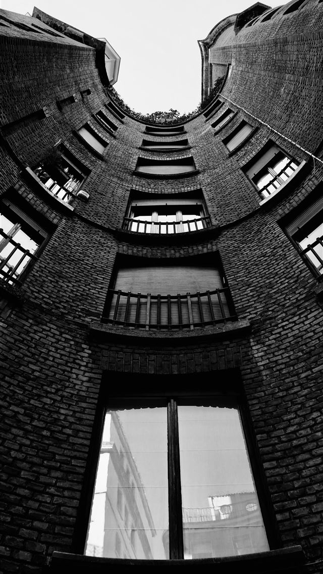 1290x2796 Curved brick building viewed from below -  iPhone Wallpaper