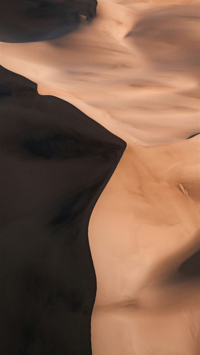 1290x2796 a close up of a person's chest -  iPhone Wallpaper