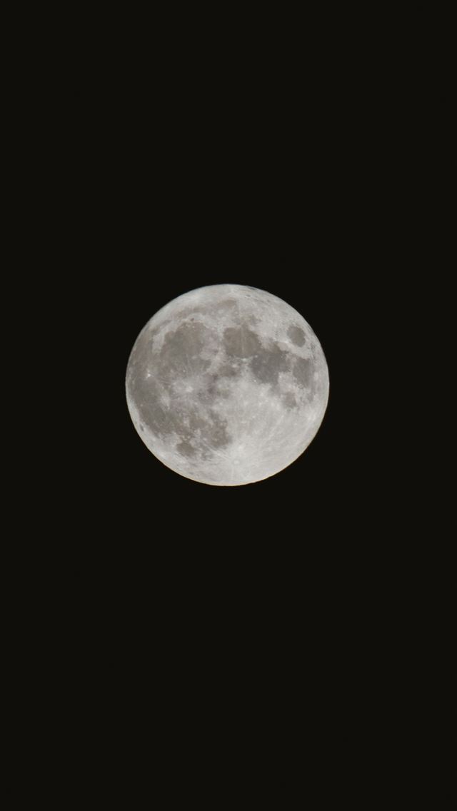 640x1136 a full moon is seen in the dark sky -  iPhone Wallpaper