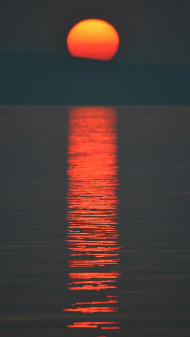 1290x2796 golden hour under body of water -  iPhone Wallpaper