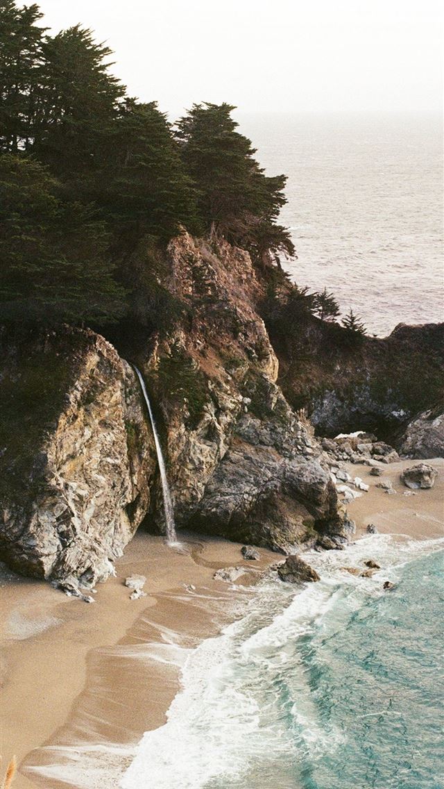 640x1136 Big Sur - trends iPhone Wallpaper