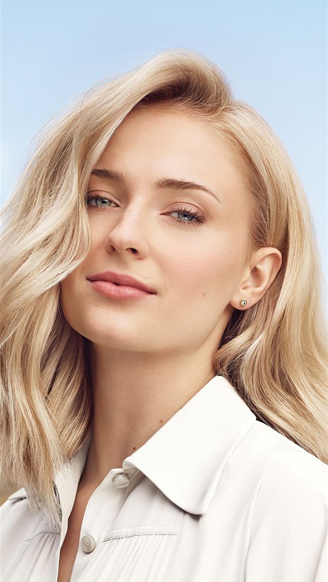 640x1136 sophie turner 2020 actress - photoshoot iPhone Wallpaper