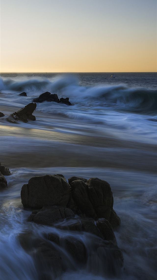 640x1136 sunrise over cliff long exposure - sunrise iPhone Wallpaper