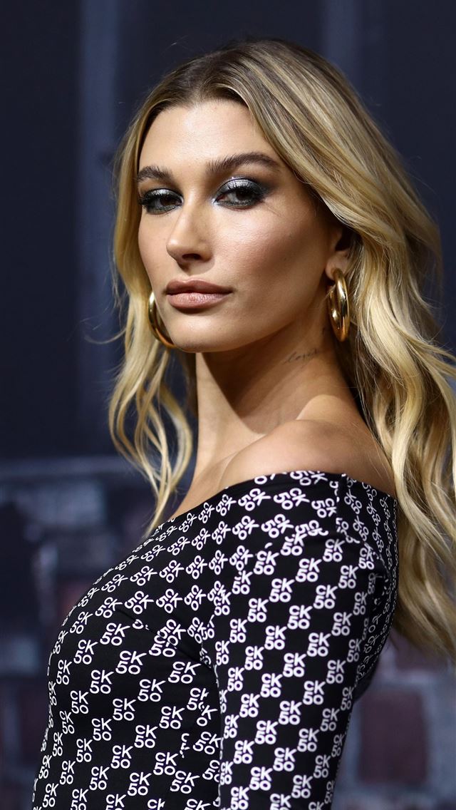 640x1136 5k hailey baldwin 2020 - hailey baldwin iPhone Wallpaper