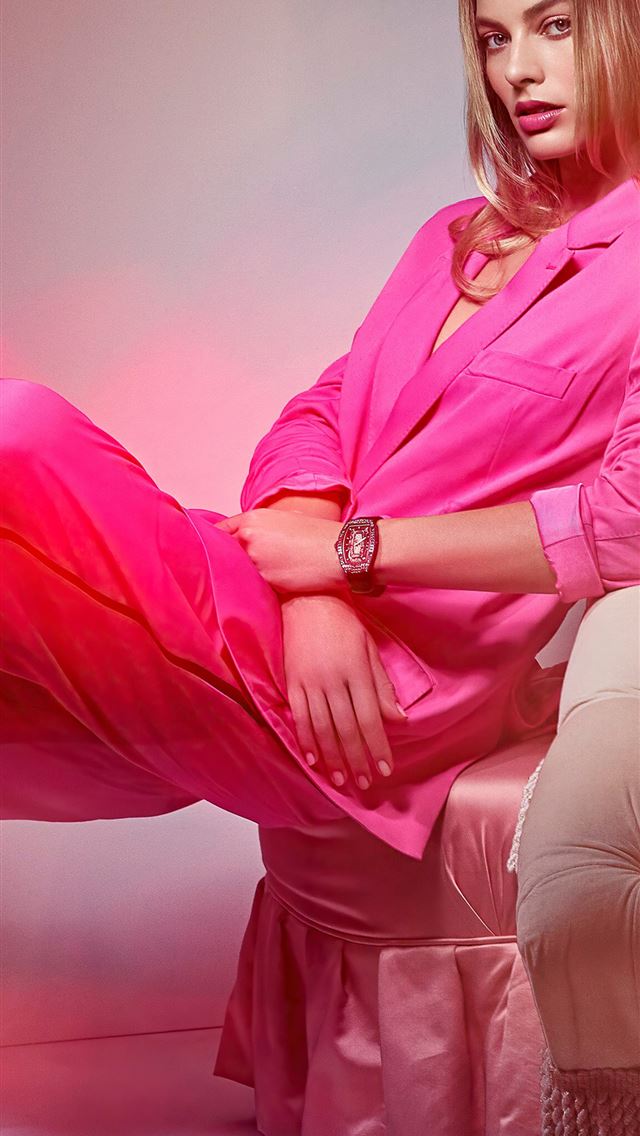 640x1136 margot robbie richard mille -  iPhone Wallpaper