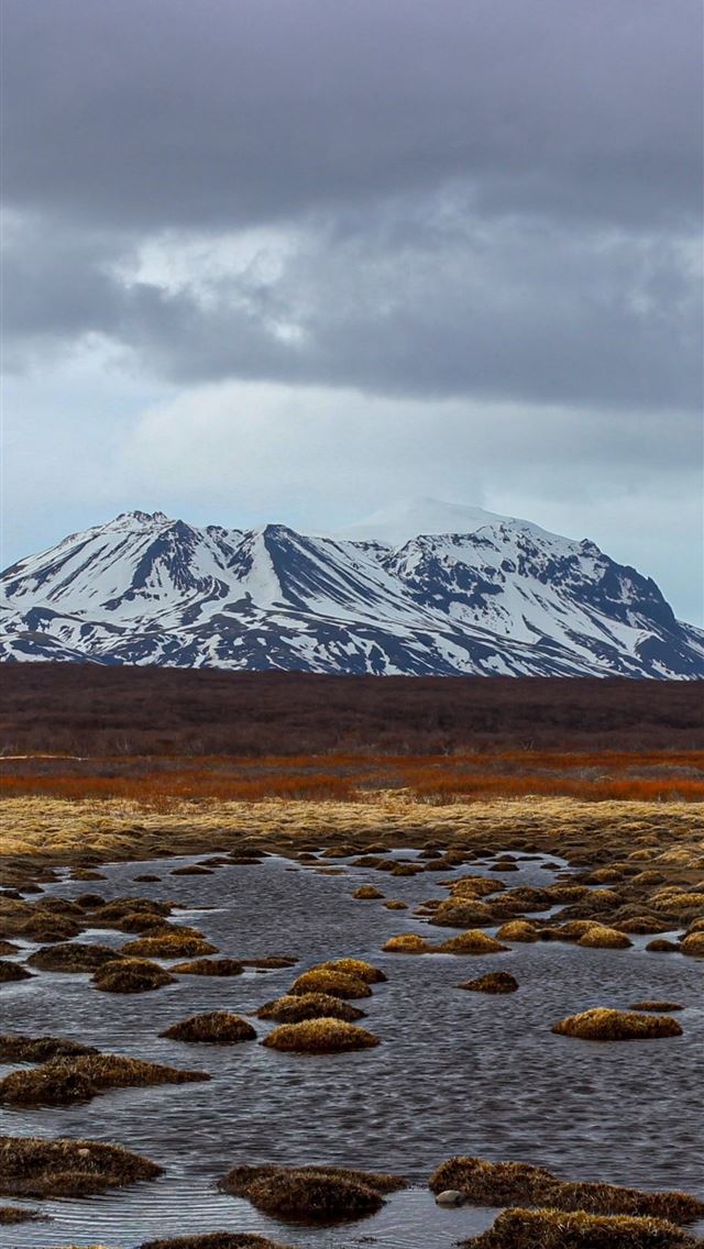 640x1136 iceland brown gray mountains 4k - iceland iPhone Wallpaper