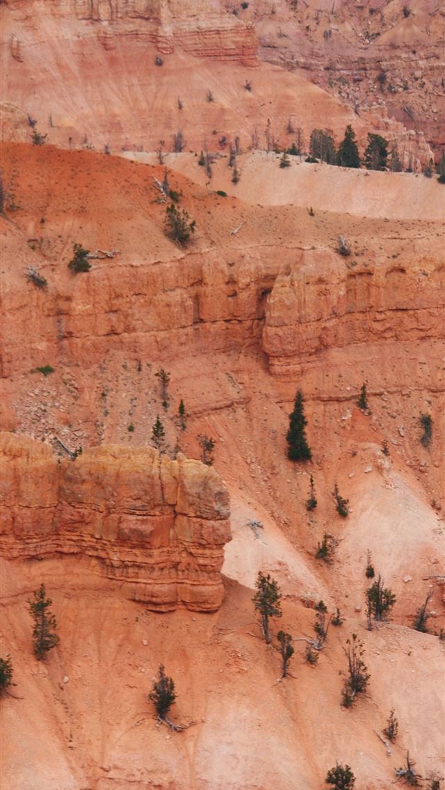 640x1136 brown rock formation - desert iPhone Wallpaper