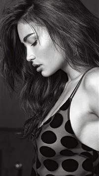 kelly gale monochrome wallpaper