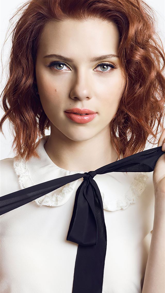 640x1136 scarlett johansson 2020 - girls iPhone Wallpaper