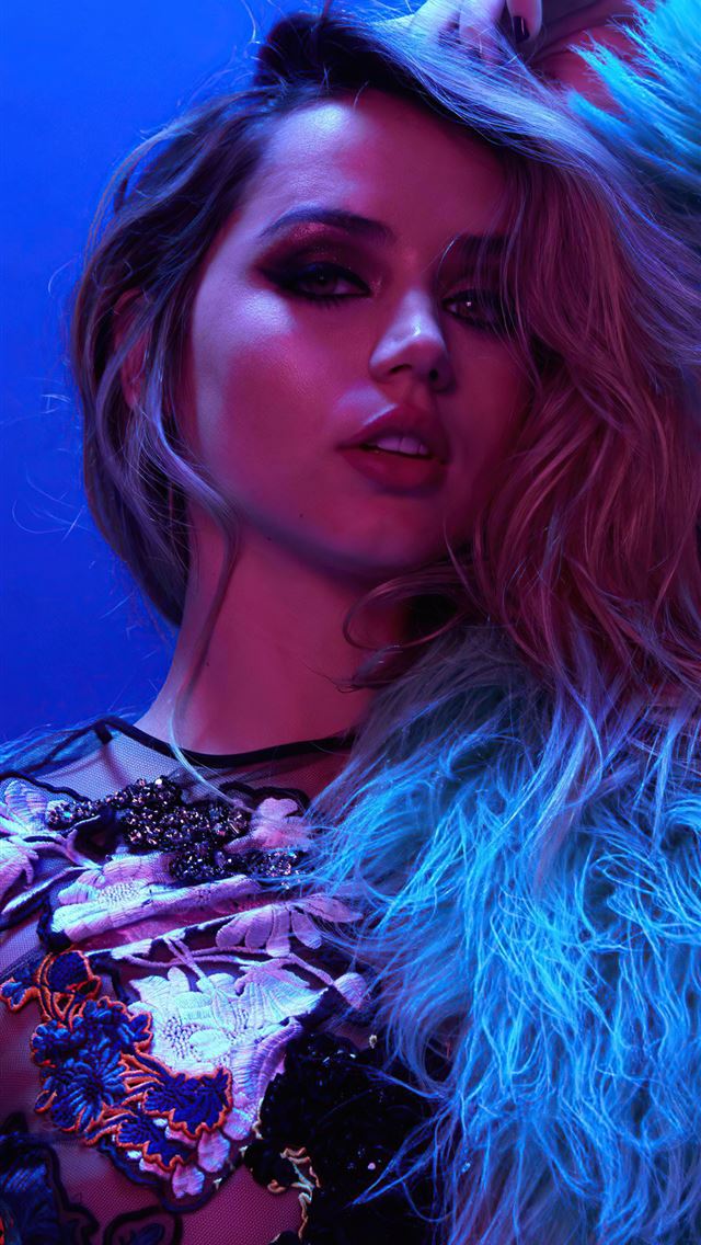 640x1136 ana de armas 2020 - photoshoot iPhone Wallpaper