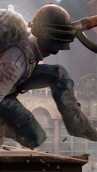 pubg guy with helmet 4k wallpaper