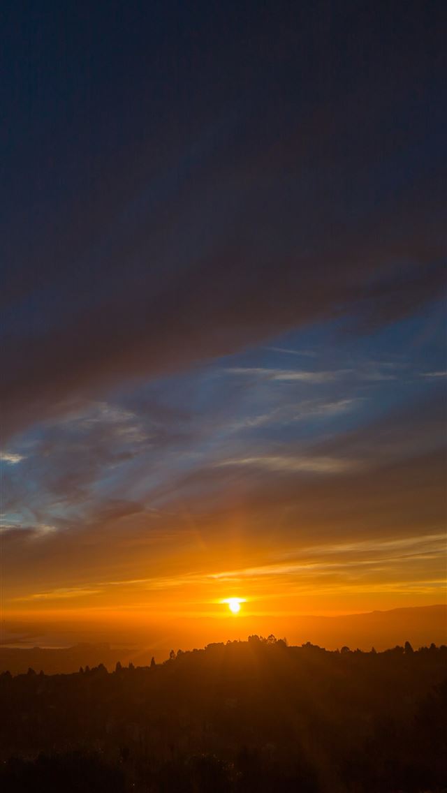 640x1136 sunset over the san francisco bay 5k -  iPhone Wallpaper
