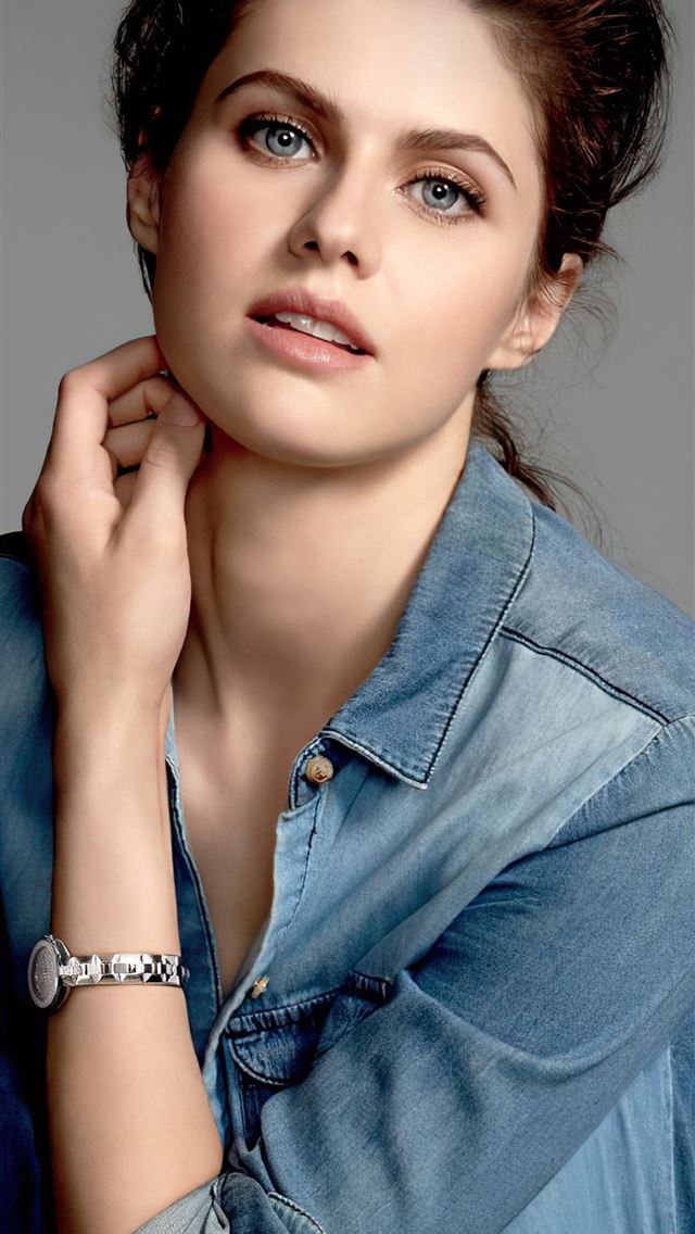 640x1136 alexandra daddario new 2020 - alexandra daddario iPhone Wallpaper