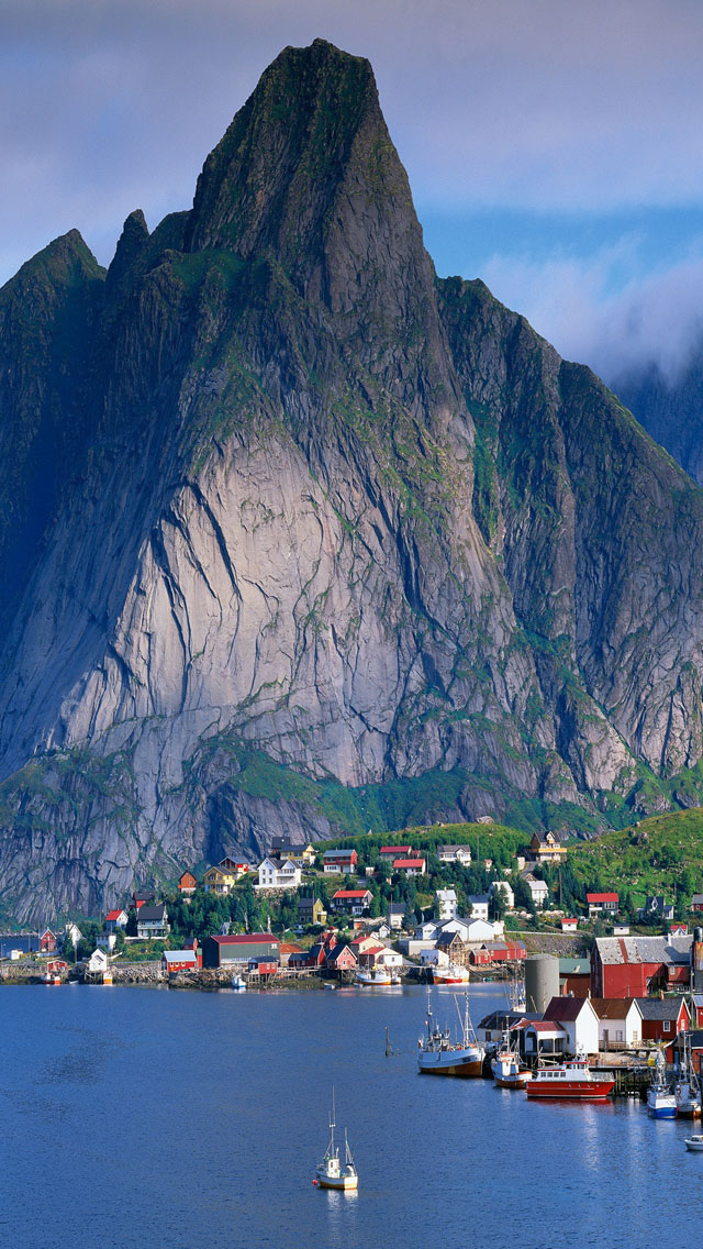 Norway scenery iPhone wallpaper 