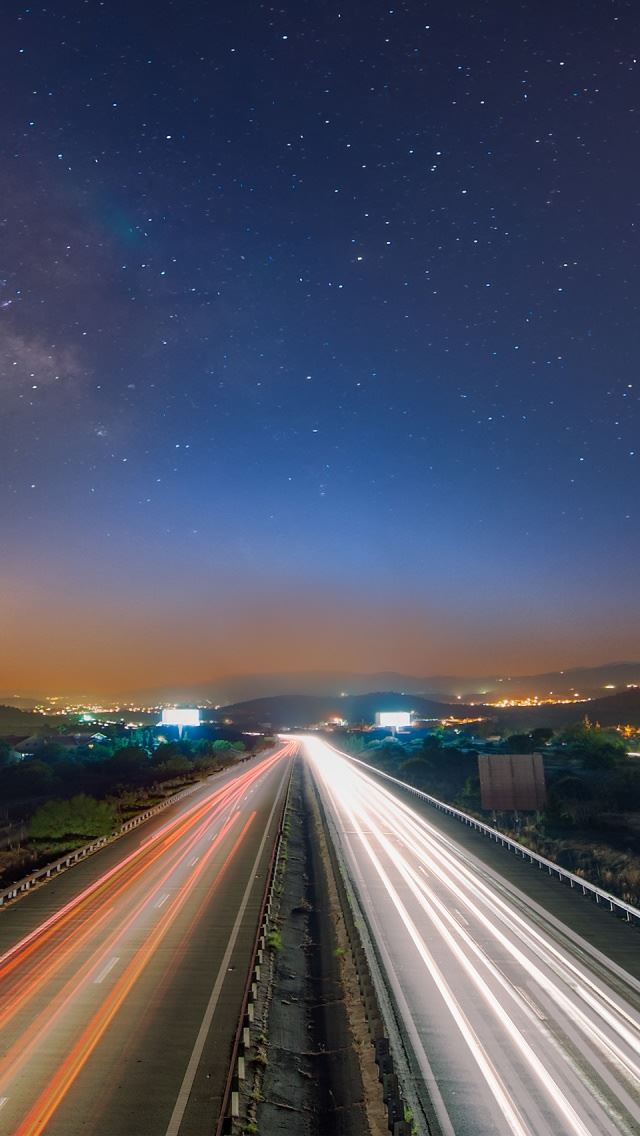 640x1136 Limassol Rush Hour - road iPhone Wallpaper