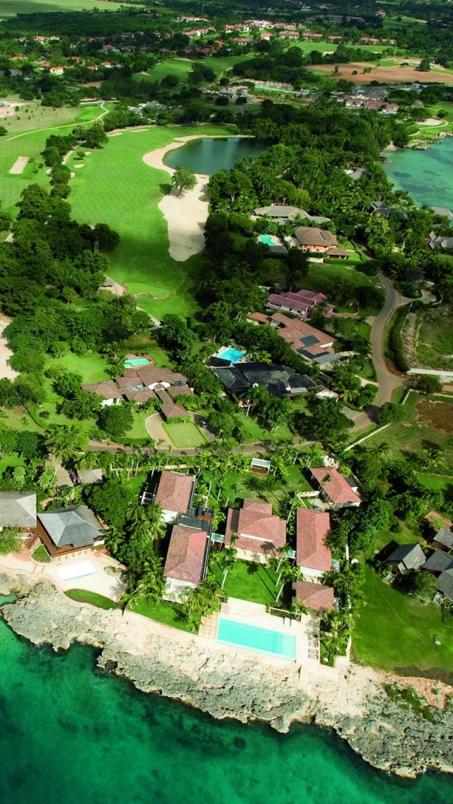640x1136 Beautiful Peninsula - lake iPhone Wallpaper