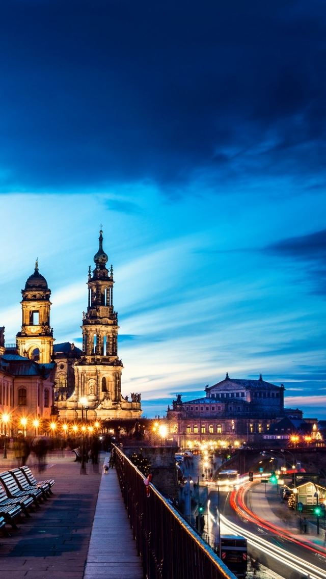 640x1136 Altstadt Dresden - castle iPhone Wallpaper