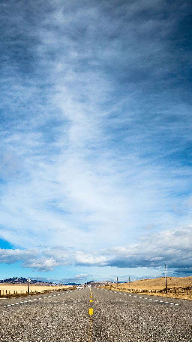 640x1136 Road met the sky - road iPhone Wallpaper