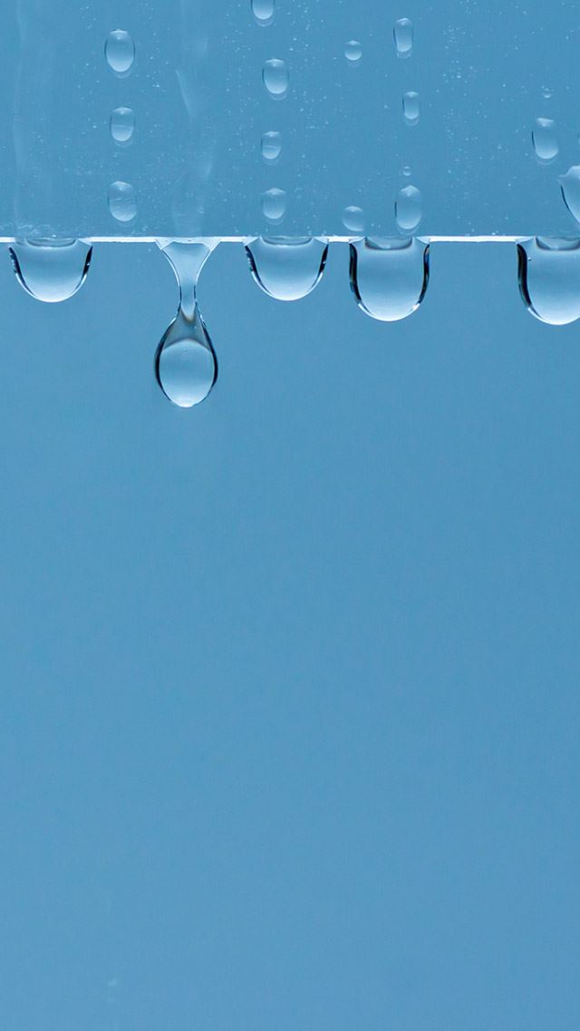 640x1136 Water drops - clean iPhone Wallpaper