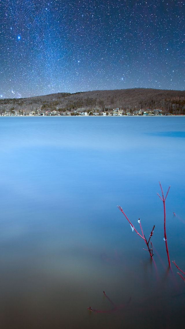 640x1136 Milky way over lake - Milky Way iPhone Wallpaper