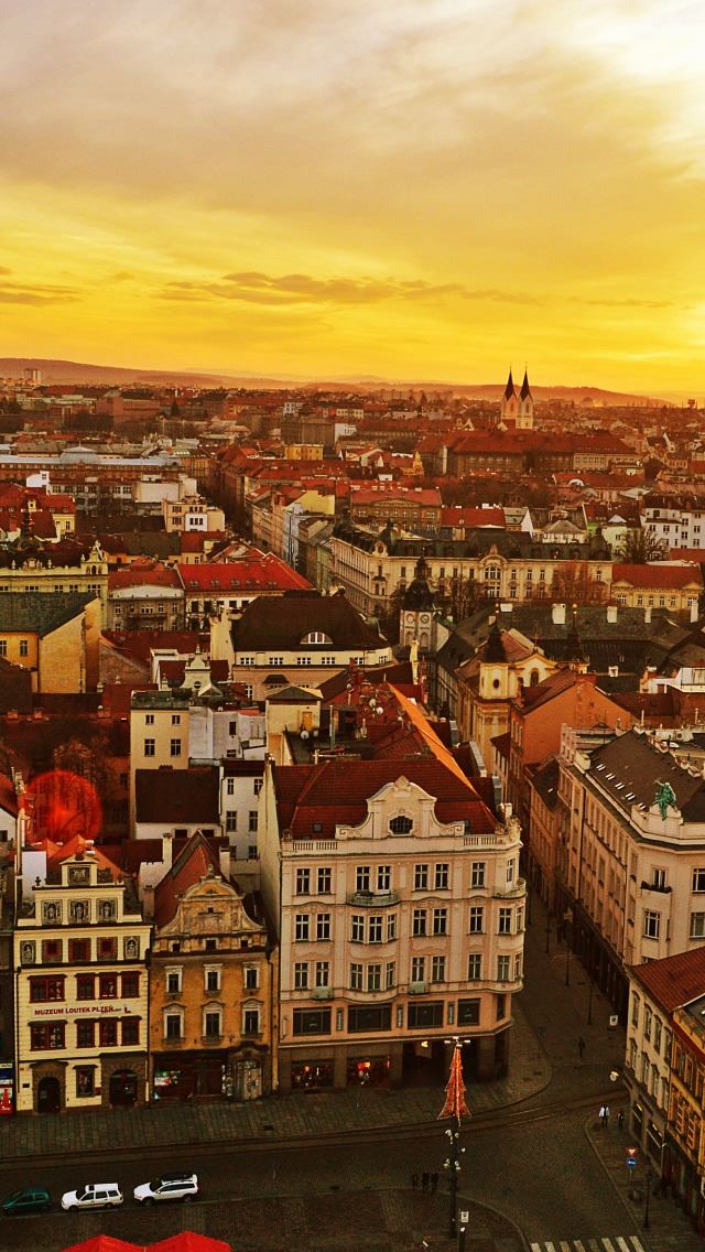 640x1136 Plzen Czech Republic - road iPhone Wallpaper