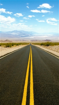 Road To Death Valley wallpaper