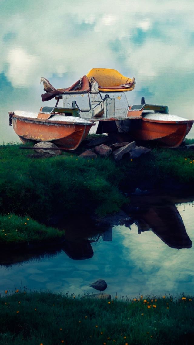 640x1136 Flying Boat - lake iPhone Wallpaper