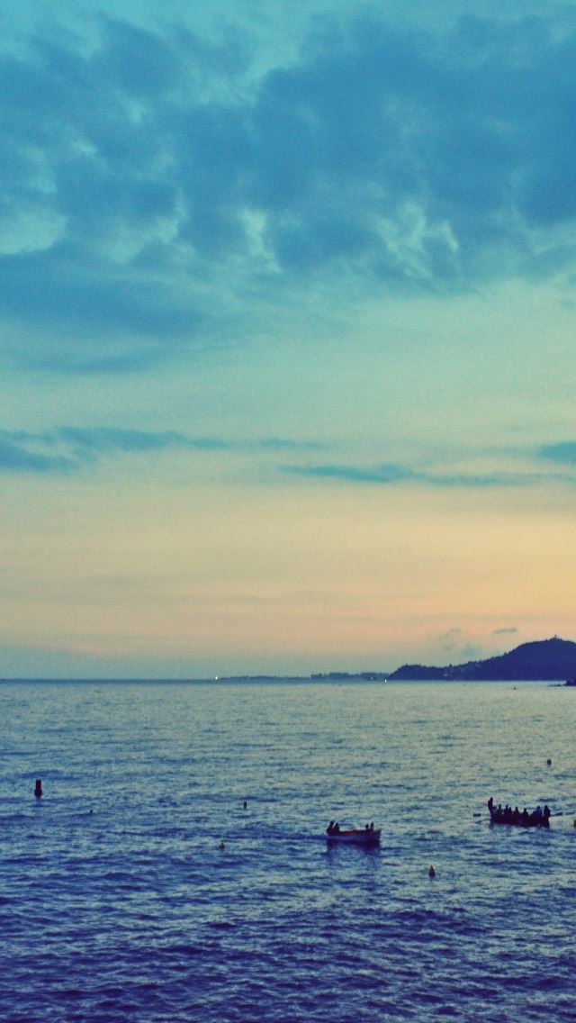 640x1136 Calm seas - seas iPhone Wallpaper
