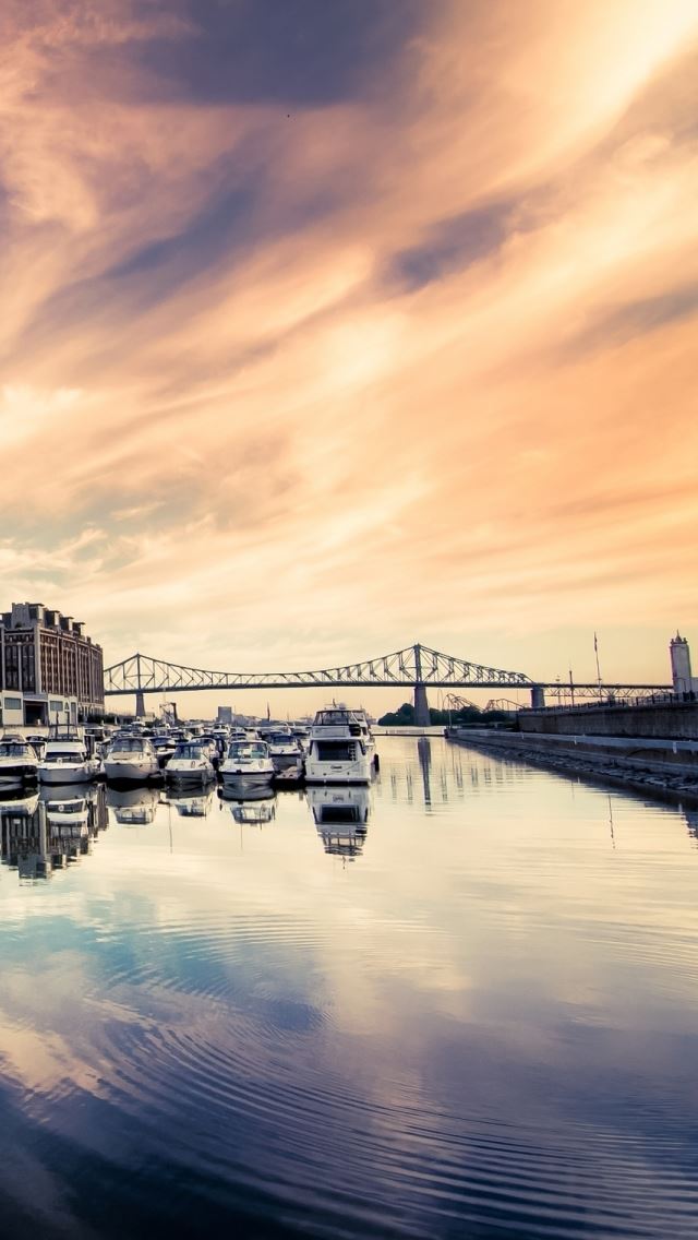 640x1136 Luxury Boats In Port -  iPhone Wallpaper