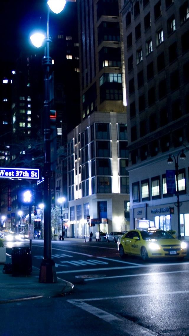640x1136 City Street Night - tower iPhone Wallpaper