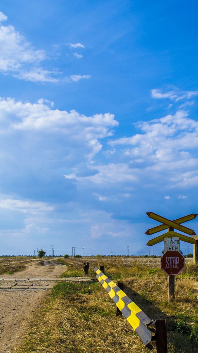 640x1136 Road signs - road iPhone Wallpaper