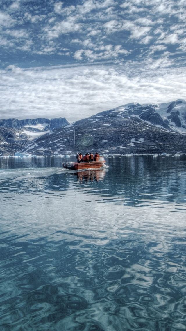 640x1132 Arctic Sea, Eastern Greenland - snow iPhone Wallpaper